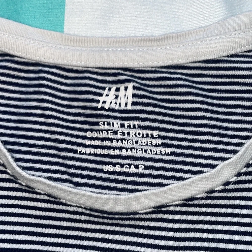 Striped tee - Picture 2 of 3